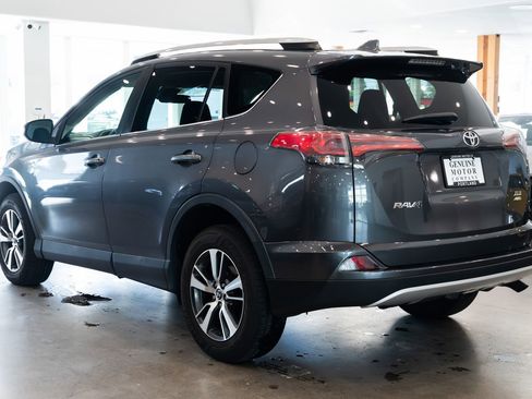 Used 2018 Toyota RAV4 XLE w/ Plus Extra Value Package image 6