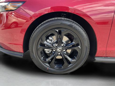 New 2025 Honda Accord SE image 32