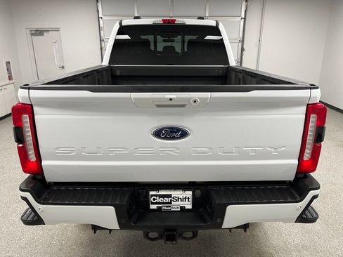 Used 2024 Ford F250 XLT w/ XLT Premium Package AWD/4WD image 9