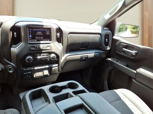 Certified 2024 Chevrolet Silverado 1500 Custom AWD/4WD image 21
