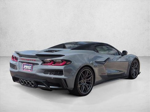 Used 2024 Chevrolet Corvette Z06 w/ Chrome Exterior Badge Package RWD image 5