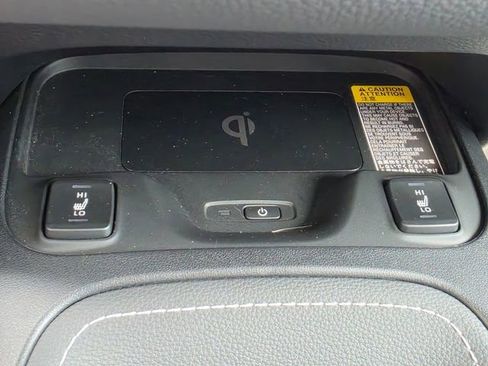 Used 2023 Toyota Corolla XSE FWD image 25