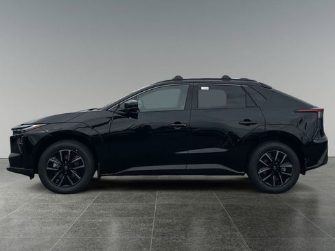 New 2026 Toyota bZ FWD image 5