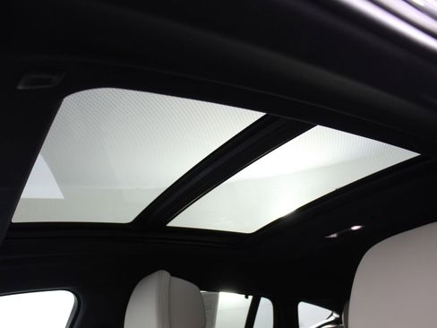 Certified 2024 BMW X6 M60i w/ Dynamic Handling Package image 13