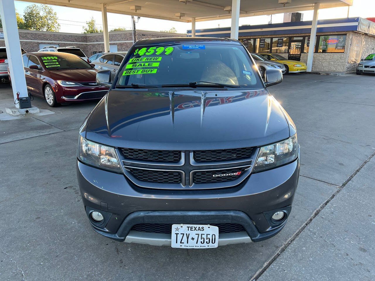 Used 2015 Dodge Journey R/T w/ Flexible Seating Group FWD image 2