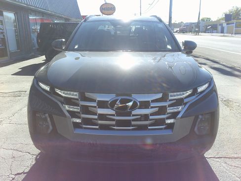 Used 2022 Hyundai Santa Cruz SEL Premium image 16