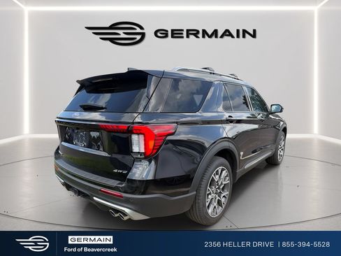 Certified 2025 Ford Explorer Platinum w/ Ultimate Package AWD/4WD image 4