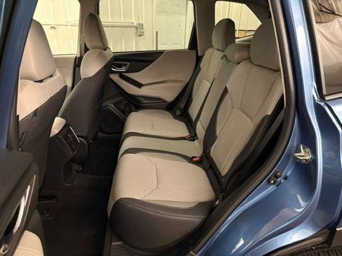 Used 2019 Subaru Forester Premium w/ Popular Package #1 AWD/4WD image 9