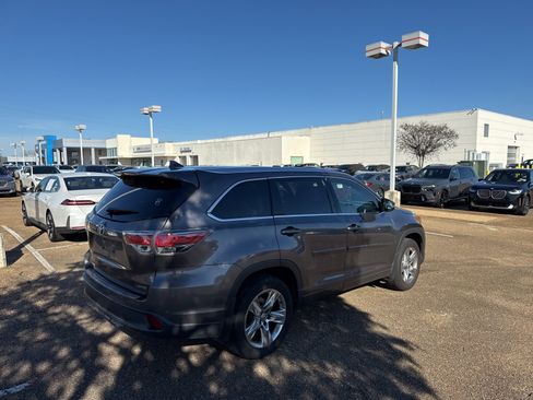Used 2014 Toyota Highlander Limited image 6