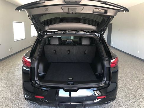 Used 2022 Chevrolet Blazer RS w/ Enhanced Convenience Package AWD/4WD image 9