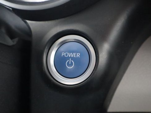 Used 2021 Toyota Sienna XLE image 37