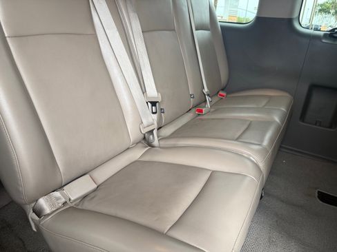 Used 2021 Nissan NV 3500 SL image 29