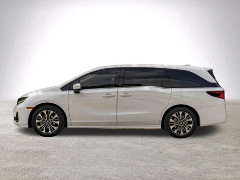 Used 2026 Honda Odyssey Elite image 6