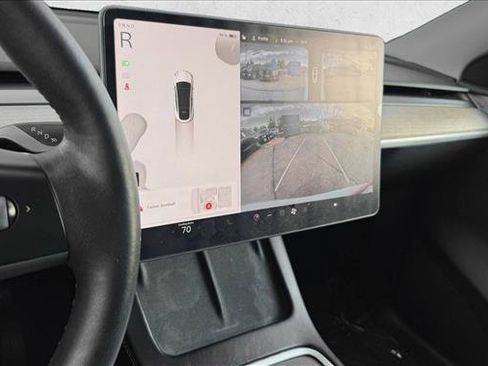 Used 2023 Tesla Model Y Long Range image 16