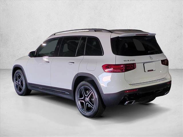 Used 2026 Mercedes-Benz GLB 250 image 8