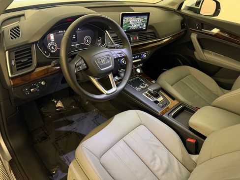 Used 2018 Audi Q5 Prestige w/ Prestige Package AWD/4WD image 4