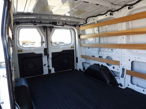 Used 2024 Ford Transit 250 Low Roof w/ Exterior Upgrade Package image 28