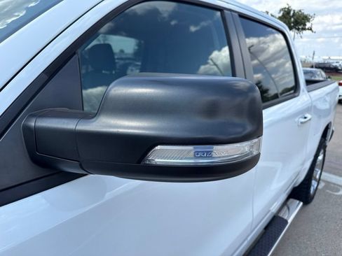 Used 2019 RAM 1500 Big Horn RWD image 6