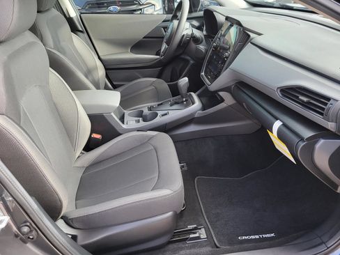 Used 2026 Subaru Crosstrek 2.5i Premium AWD/4WD image 9