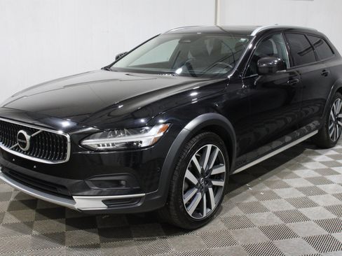 Used 2023 Volvo V90 B6 Cross Country Ultimate AWD/4WD image 35