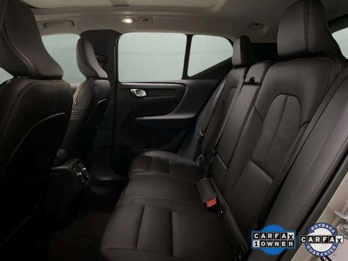 Used 2025 Volvo XC40 B5 Plus image 68