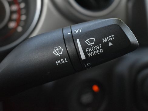 Used 2018 Jeep Wrangler Unlimited Rubicon AWD/4WD image 20