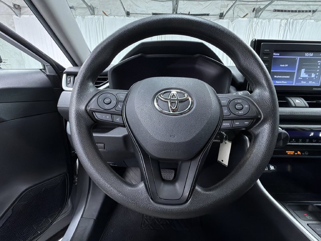 Certified 2021 Toyota RAV4 LE w/ Carpet Mat Package (TMS) AWD/4WD image 26