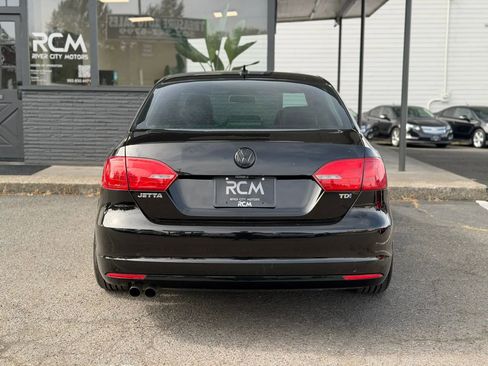Used 2014 Volkswagen Jetta TDI FWD image 6