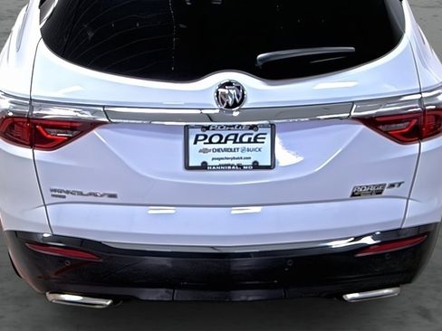 Used 2022 Buick Enclave Essence w/ Experience Buick Package AWD/4WD image 11