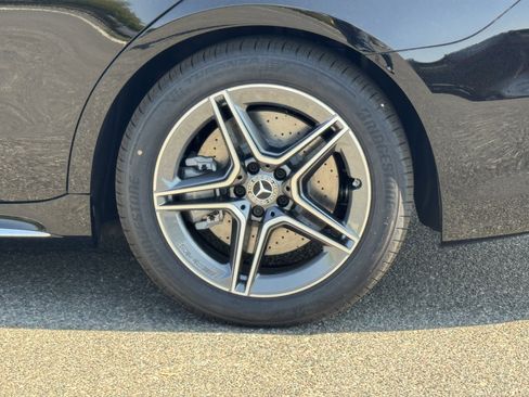 New 2026 Mercedes-Benz S 580e 4MATIC Sedan image 16