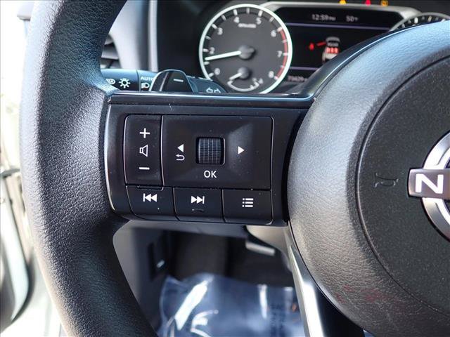 Used 2024 Nissan Rogue S AWD/4WD image 11