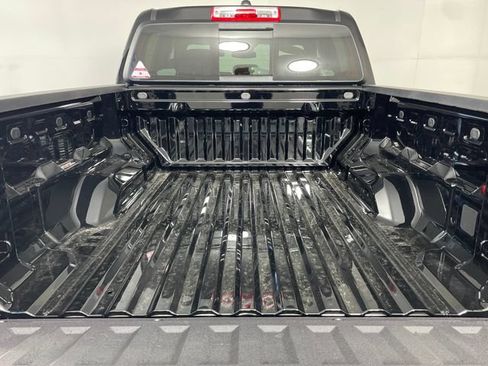 New 2026 Chevrolet Colorado Trail Boss AWD/4WD image 13