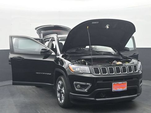 Used 2021 Jeep Compass Limited w/ Sun and Sound Group AWD/4WD image 36