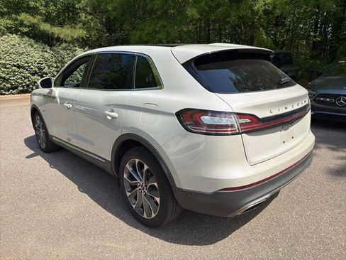 Used 2021 Lincoln Nautilus Reserve w/ Equipment Group 201A image 3