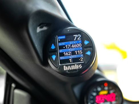 Used 2023 Chevrolet Camaro SS RWD image 17