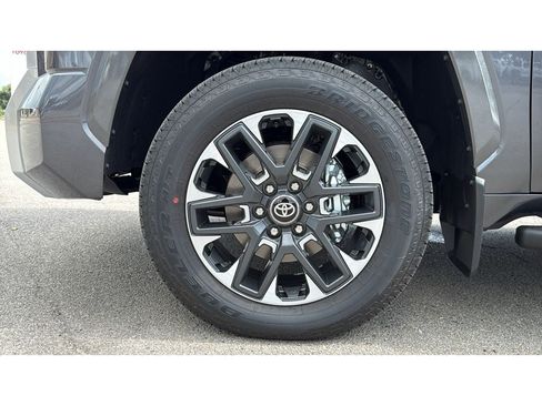 New 2026 Toyota Tundra Limited AWD/4WD image 93