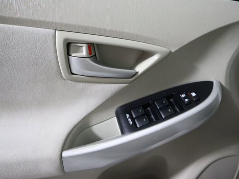 Used 2015 Toyota Prius Four image 42