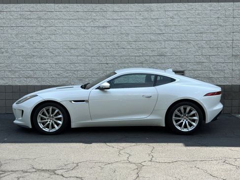 Used 2017 Jaguar F-TYPE Coupe RWD image 12