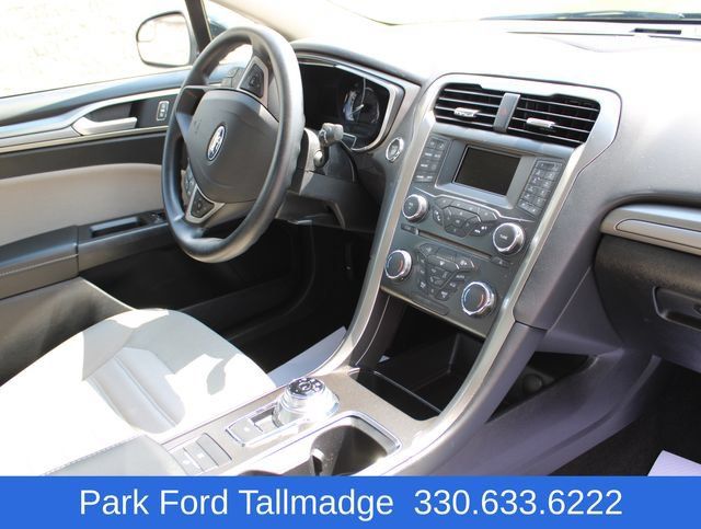 Used 2018 Ford Fusion S FWD image 23