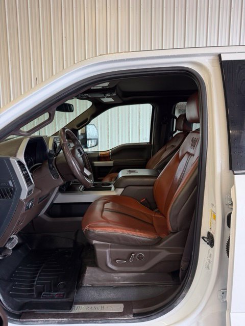 Used 2022 Ford F350 King Ranch w/ King Ranch Ultimate Package AWD/4WD image 9