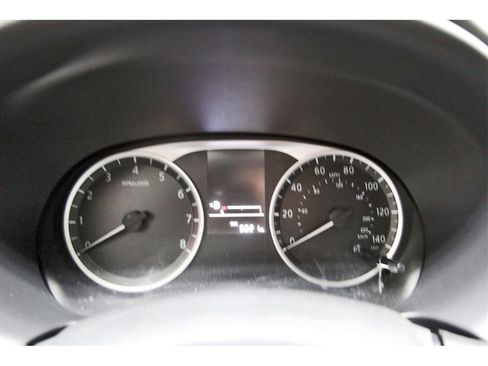 Used 2025 Nissan Kicks Play S image 12