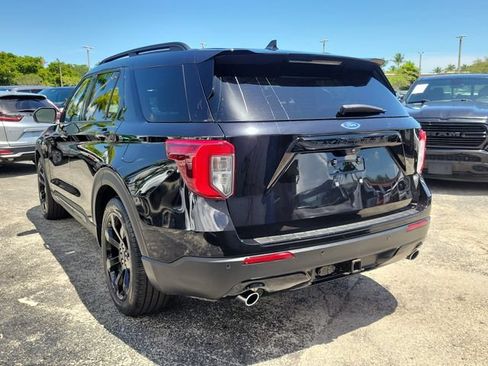 Used 2023 Ford Explorer ST-Line w/ Class IV Trailer Tow Package RWD image 4