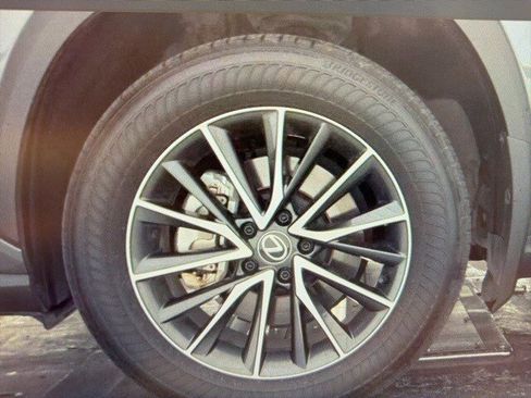 Used 2024 Lexus NX 250 FWD w/ Towing Package (2000 Lbs) image 8