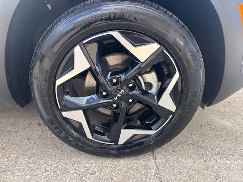 Used 2025 Kia Seltos S image 28