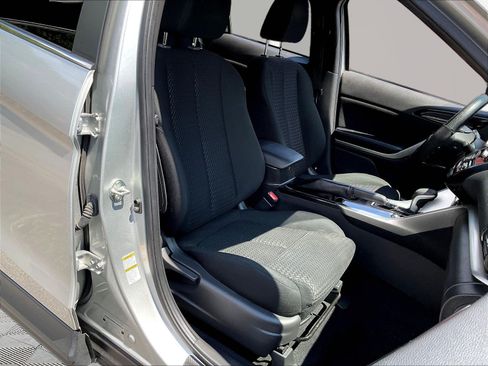Used 2022 Mitsubishi Eclipse Cross LE AWD/4WD image 30