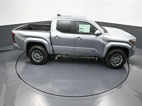 Certified 2024 Toyota Tacoma Limited w/ Limited Package (LT) image 35