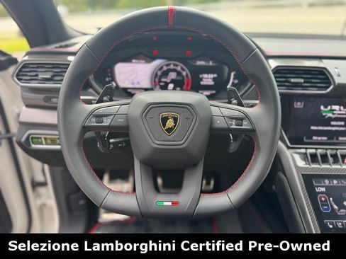 Used 2024 Lamborghini Urus Performante image 14