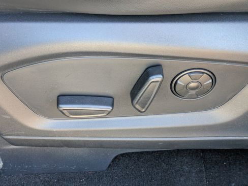 Used 2025 Ford Explorer ST AWD/4WD image 20