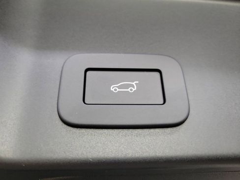 New 2026 Land Rover Range Rover Evoque S image 30