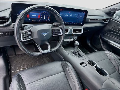 Used 2025 Ford Mustang Premium RWD image 14